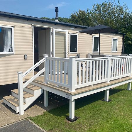Whitecliff Bay Holiday Park - Most Popular Location Near Pools, Clubs And Beach Bembridge Exterior photo