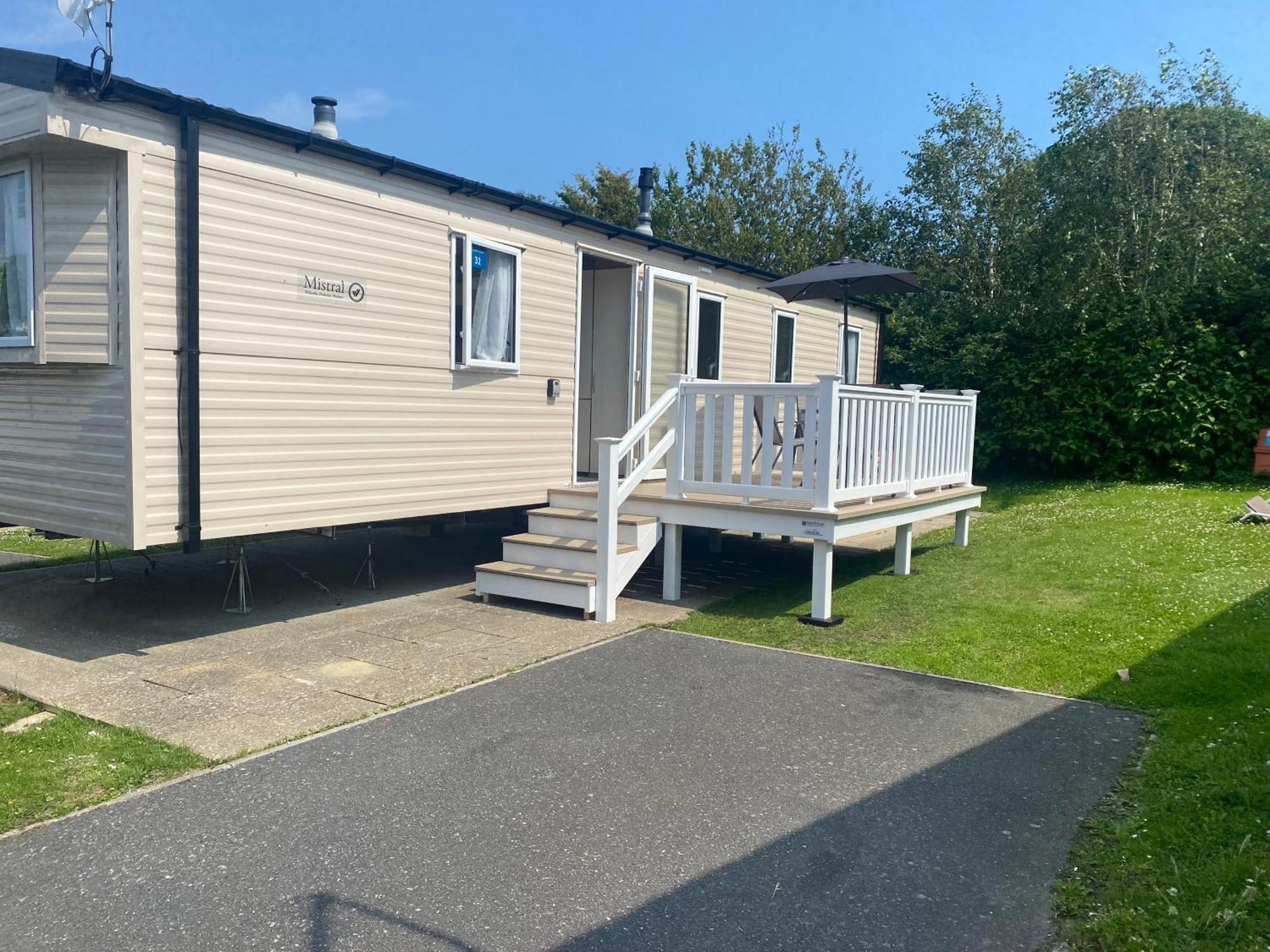 Whitecliff Bay Holiday Park - Most Popular Location Near Pools, Clubs And Beach Bembridge Exterior photo